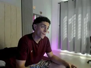 Freechat nathan_shimmer on Flirt4Free