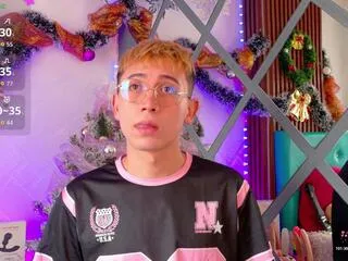 Offline naughty_scott on Flirt4Free