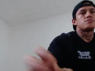 Offline nick_dwayne on Flirt4Free