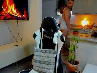 Freechat nick_hernandez on Flirt4Free