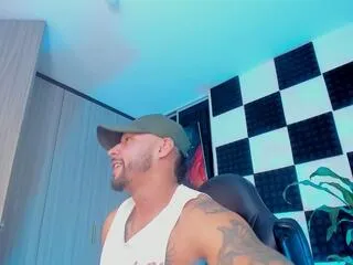 Offline nikola_hank on Flirt4Free