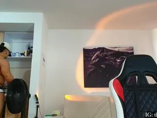 Offline nikolay_lisin on Flirt4Free