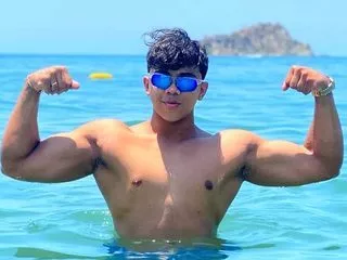 Offline noah_prada on Flirt4Free