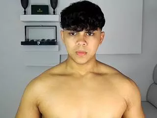 Offline noah_prada on Flirt4Free