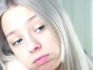 Offline odella_curvey on Flirt4Free