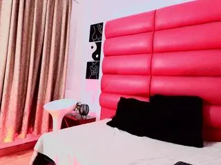 Offline olyvia_monroe on Flirt4Free