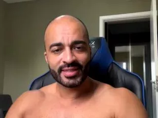 Offline paolo_latin on Flirt4Free