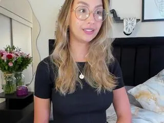 Offline pola_leone on Flirt4Free