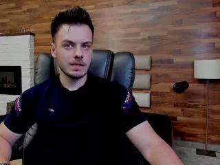 Freechat robin_summers on Flirt4Free