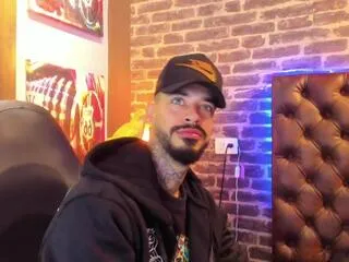 Freechat rocky_millan on Flirt4Free