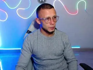 Offline sebastiann_jones on Flirt4Free