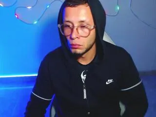 Offline sebastiann_jones on Flirt4Free