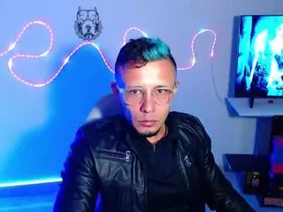 Offline sebastiann_jones on Flirt4Free