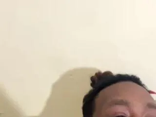 Offline sergiio_garciia on Flirt4Free