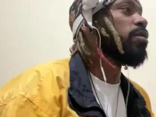 Offline sergiio_garciia on Flirt4Free