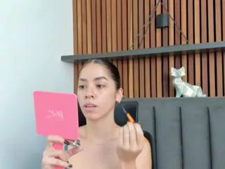 Offline sophie_walton on Flirt4Free