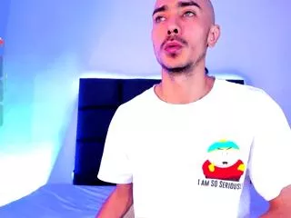 Offline steven_tello on Flirt4Free