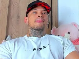 Freechat stiven_collins on Flirt4Free