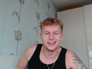 Offline travis_bennett on Flirt4Free