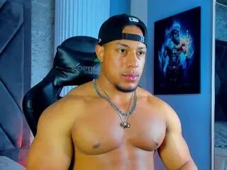 Freechat travis_lenox on Flirt4Free