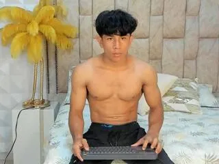 Offline tristan_robin on Flirt4Free