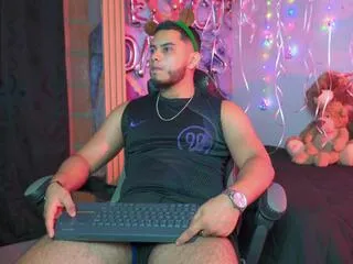 Offline tyler_price on Flirt4Free