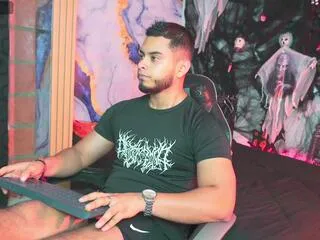 Offline tyler_price on Flirt4Free