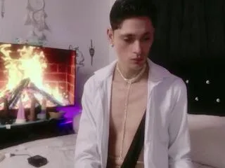 tyler_thin — Freechat on Flirt4Free