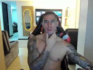 Offline uxio_x on Flirt4Free