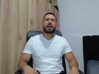 Offline walter_brownn on Flirt4Free