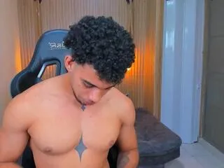 Offline zaiden_klein on Flirt4Free