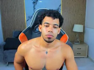 Offline zaiden_klein on Flirt4Free