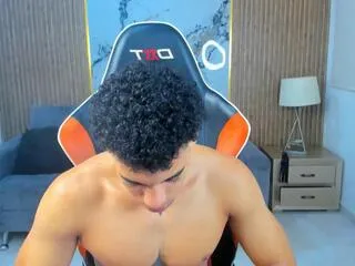 Offline zaiden_klein on Flirt4Free