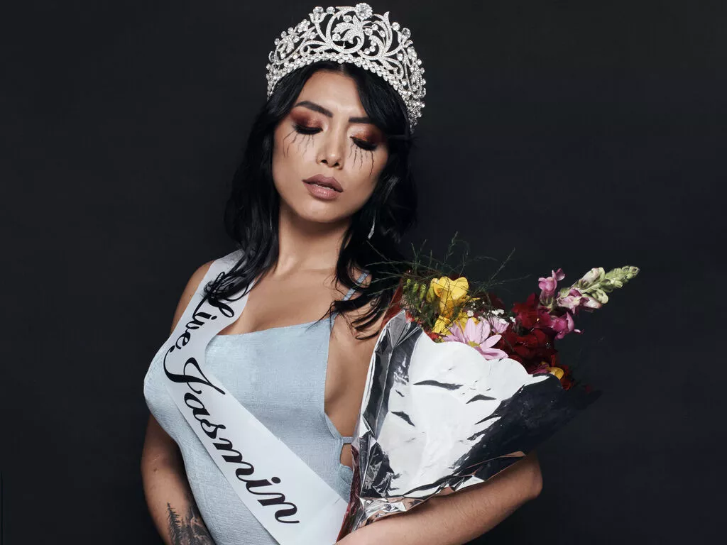 LiveJasmin FlorenciaCopper is Freechat FlorenciaCopper — I love fulfilling fantasies, playing with my toys, taking us to a super hot climate and filling us with pleasure.