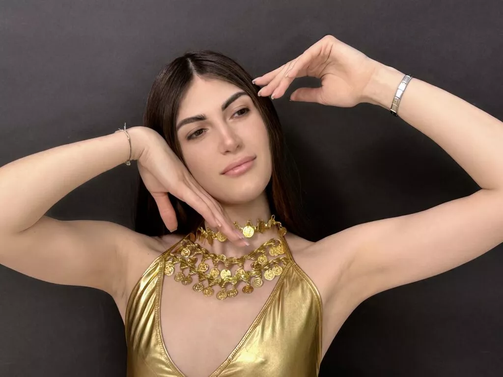 LiveJasmin MaggieTurner is Freechat MaggieTurner — Nice conversation is the perfect foreplay! It is sexy and a total turn on for me. I am easily turned on by good manners, a purely fun personality and spontaneity. I like soft kisses and warm hugs which in a cold season are most welcomed!