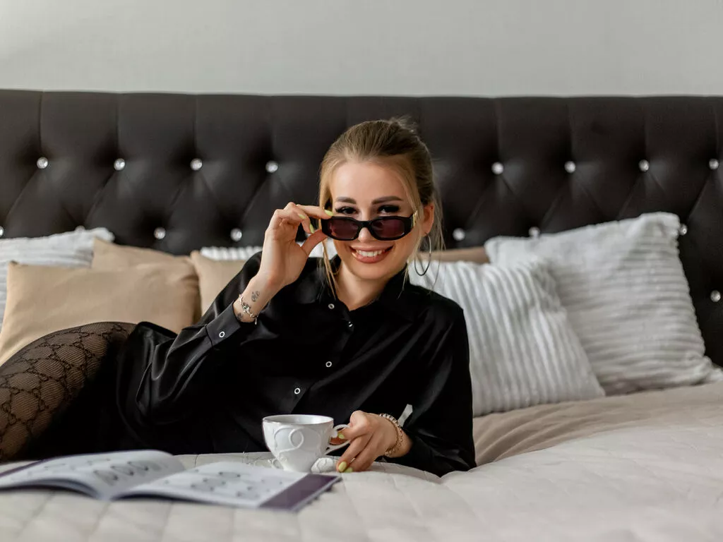 StephanieMoore on LiveJasmin