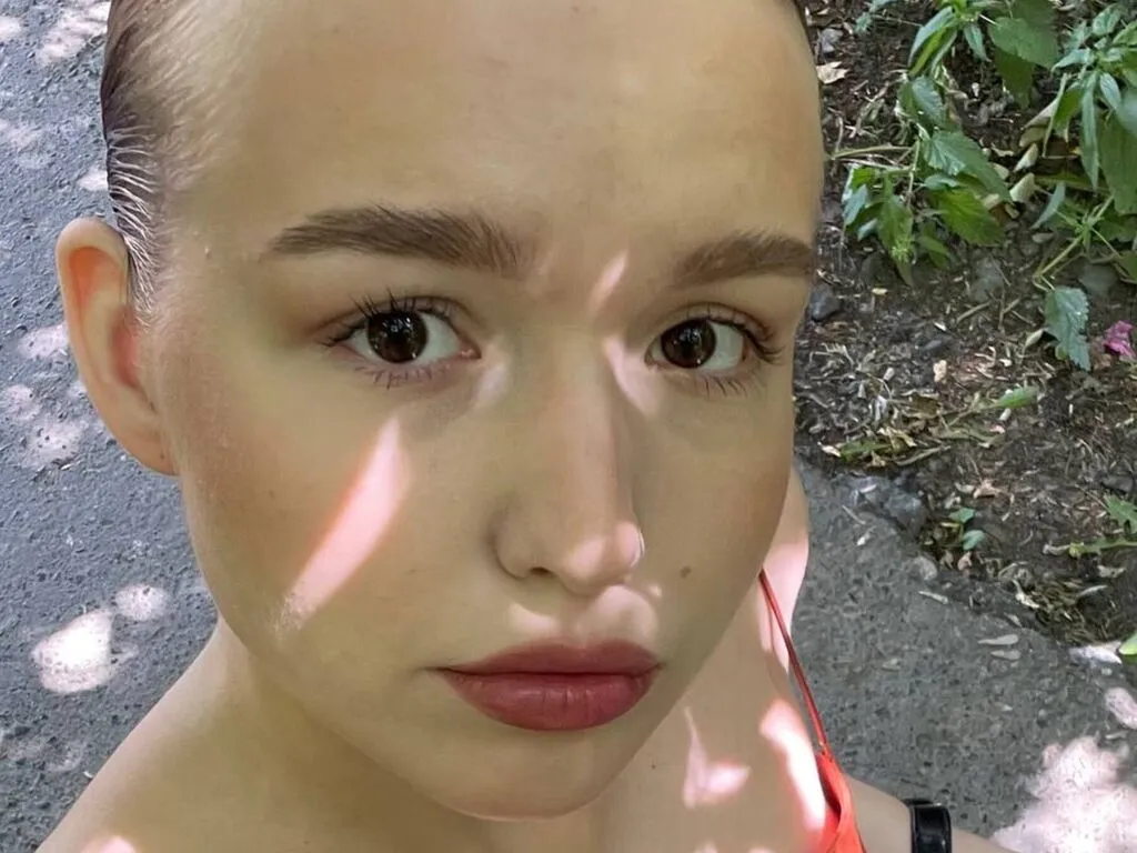 LiveJasmin SusannahBuffalo is Group SusannahBuffalo — I love quiet cozy evenings with a cup of coffee or tea, watching different movies, I also really like active recreation such as skiing or snowboarding, I also started doing sports not so long ago, namely stretching, I just love this business!...