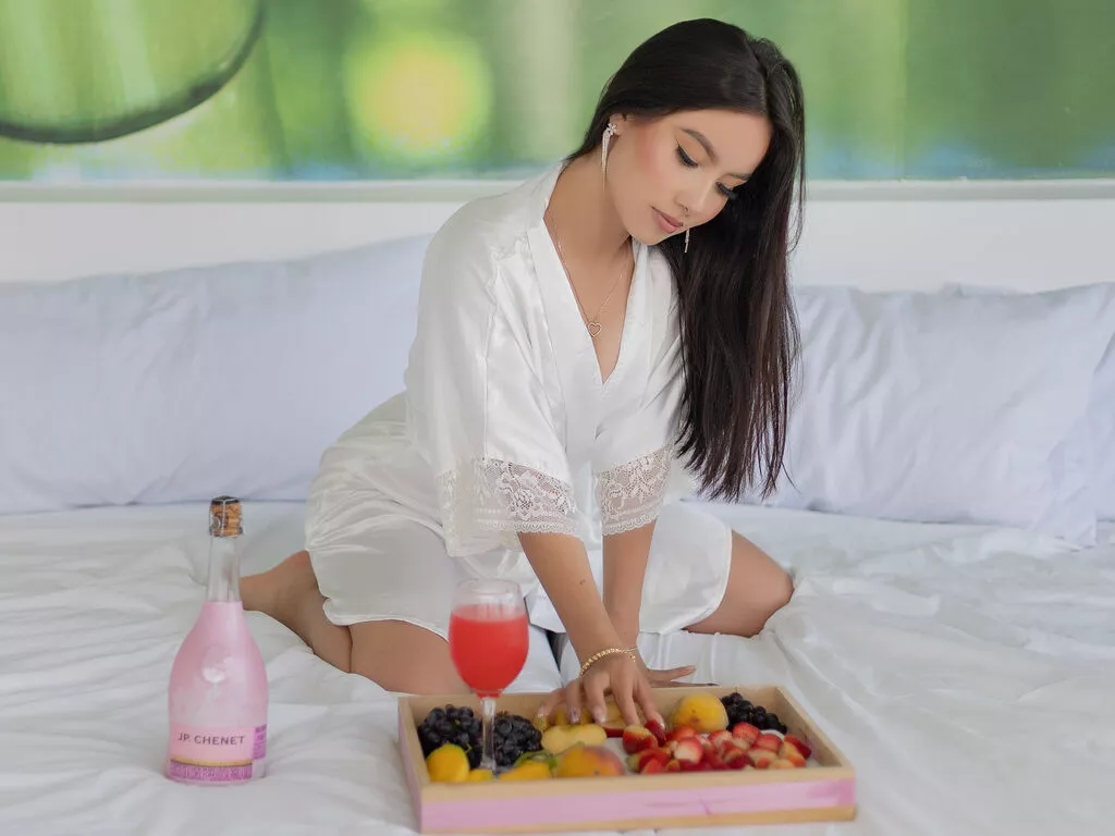 LiveJasmin VeronicaBonnie is Freechat VeronicaBonnie — I enjoy adventure, discovering new emotions, and exploring the depths of human connection. I love conversations that awaken my mind and moments that feed my curiosity. I adore feeling the attraction in the air, that spark that makes every encounter...