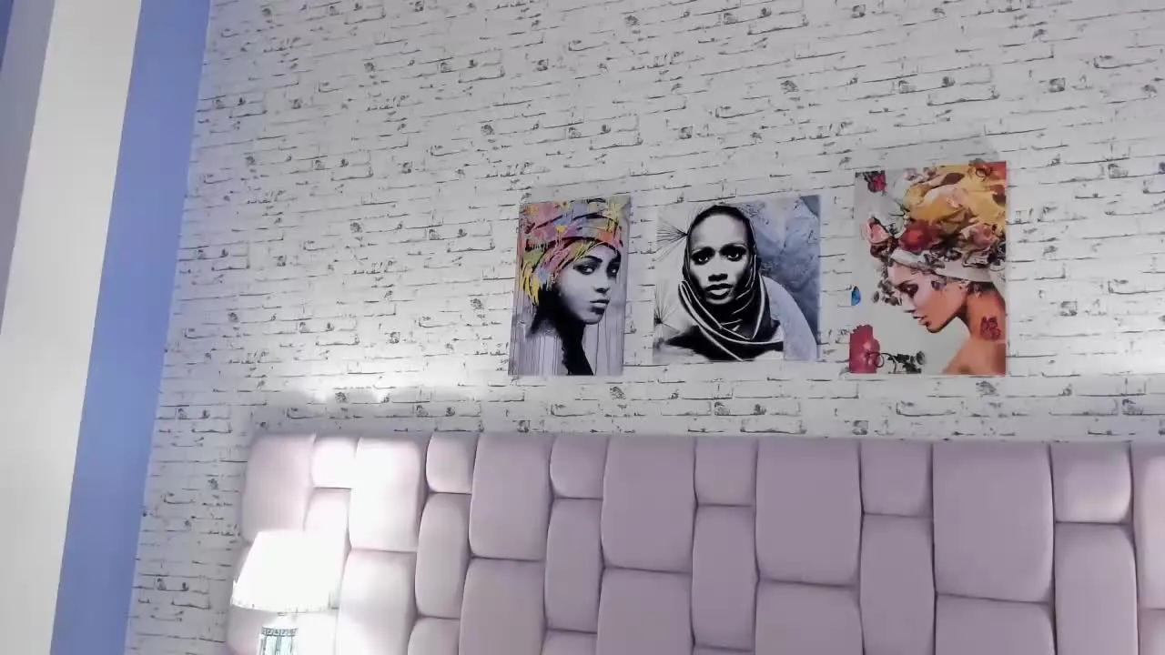 Offline 1XimenaRouge on Streamray