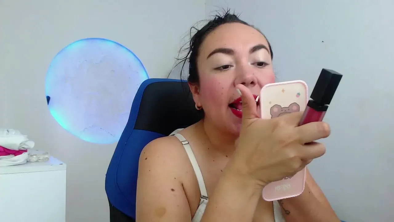 Streamray Aaliyah_cute is Freechat Aaliyah_cute — Freechat on Streamray