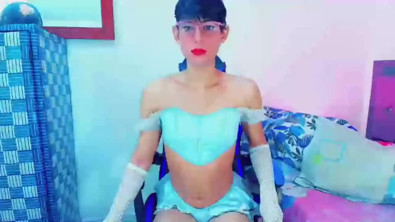 Offline aidaathhTS on Streamray