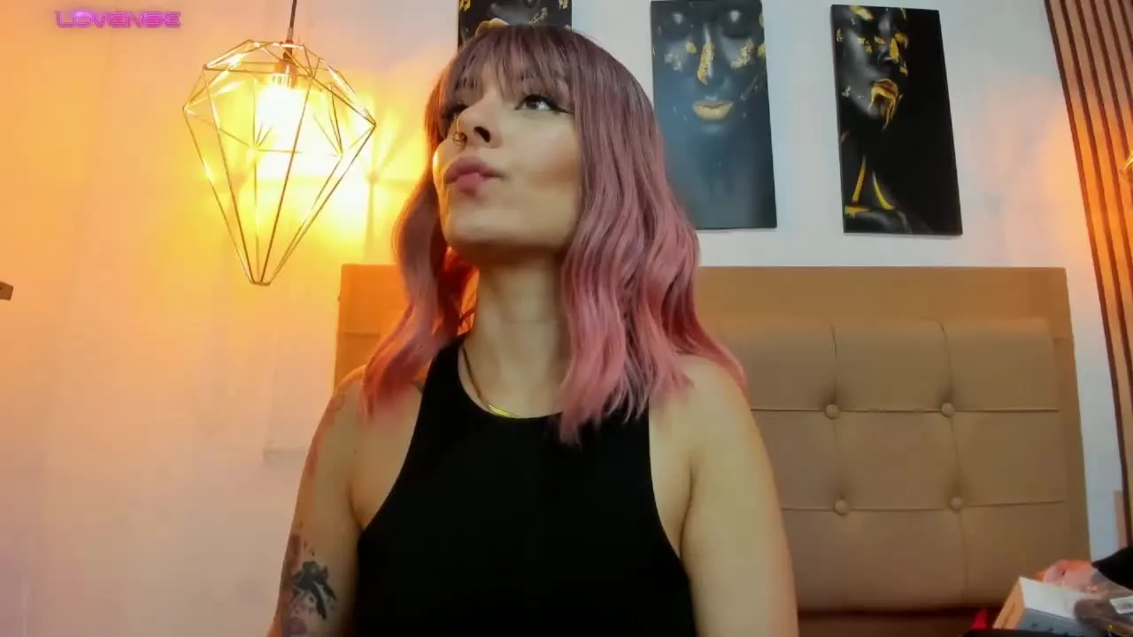 Freechat AlesziaRose on Streamray