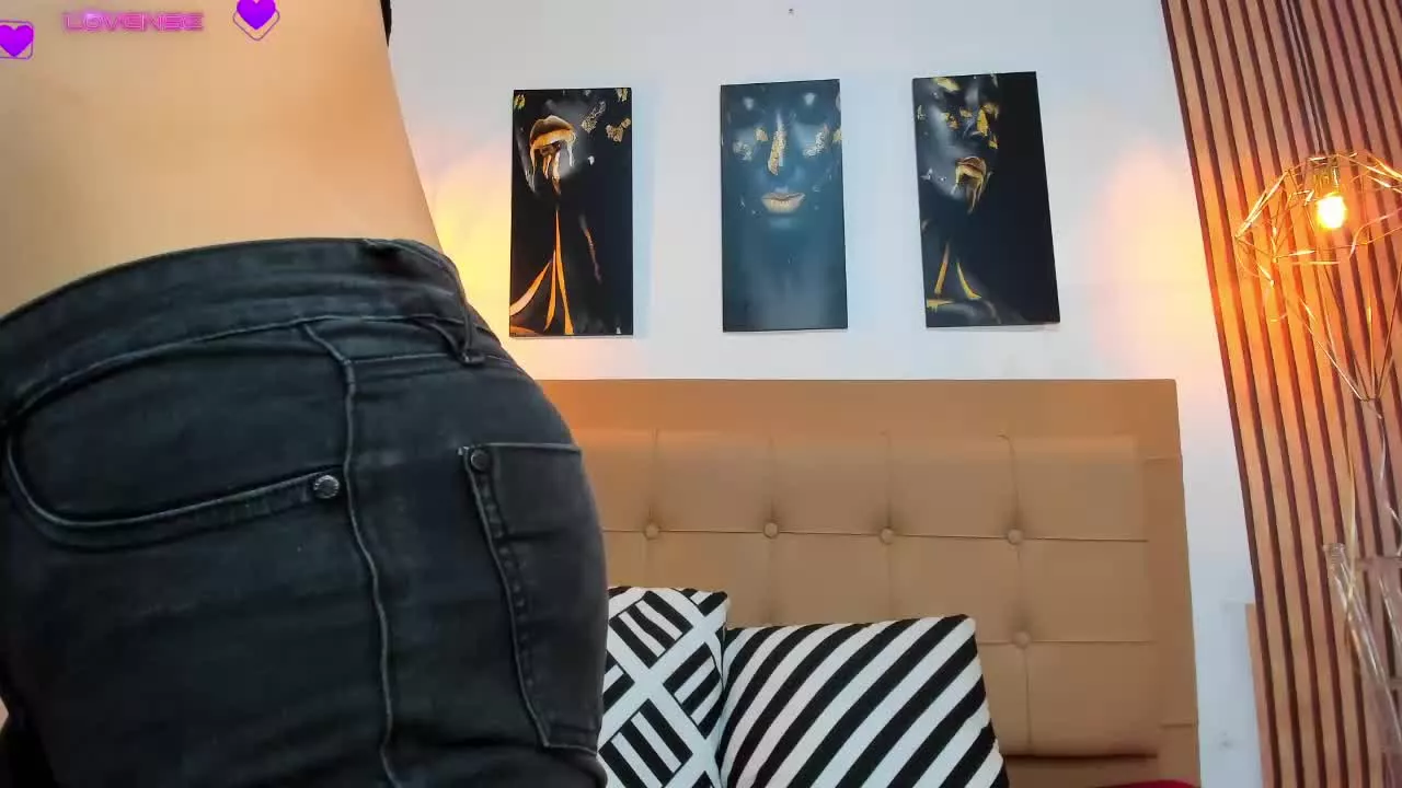 Freechat AlesziaRose on Streamray