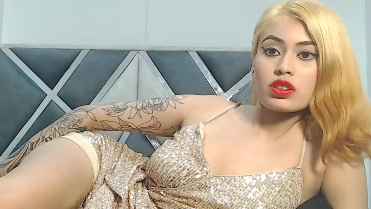 Offline AlisonCarterr on Streamray