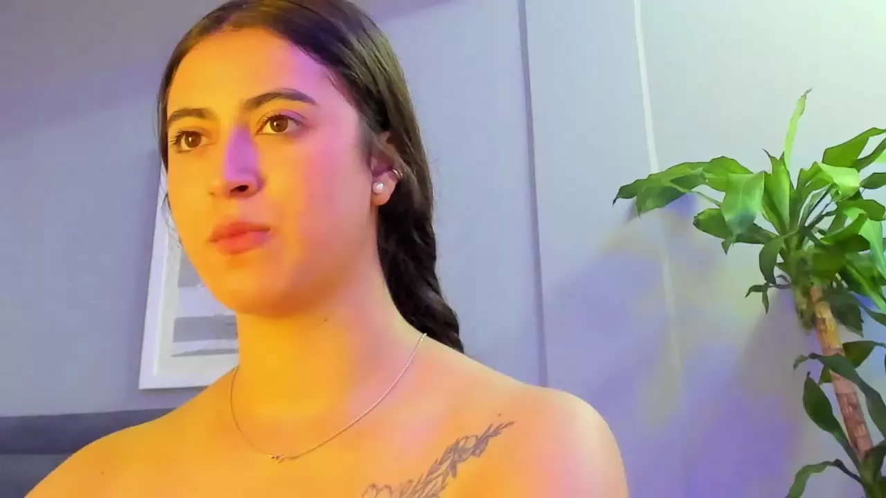 Offline AlissaScott on Streamray