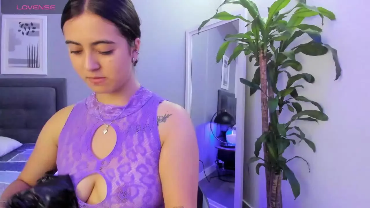 Offline AlissaScott on Streamray