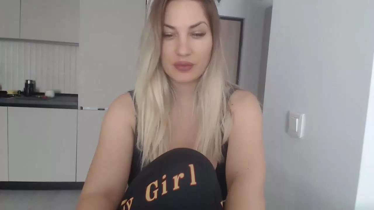 Allysahot0 from Streamray