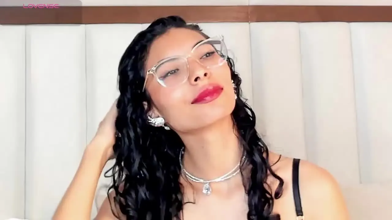 Freechat AmberGrey on Streamray