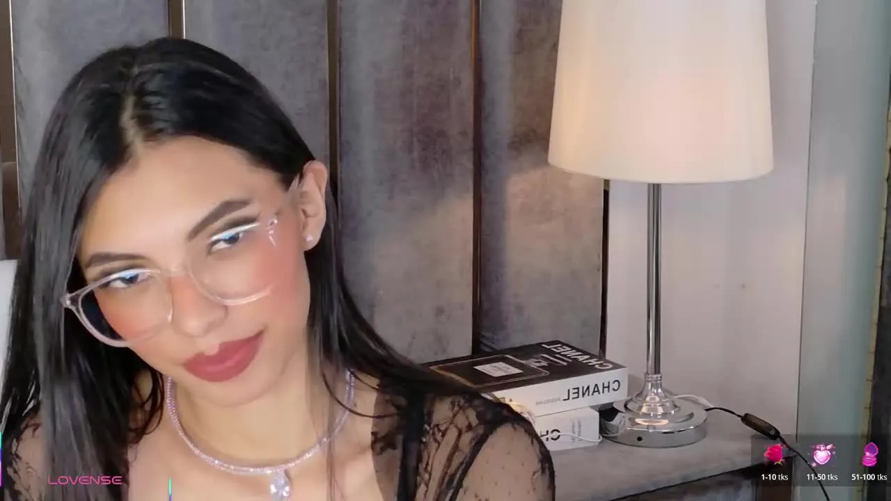 Freechat AmberGrey on Streamray