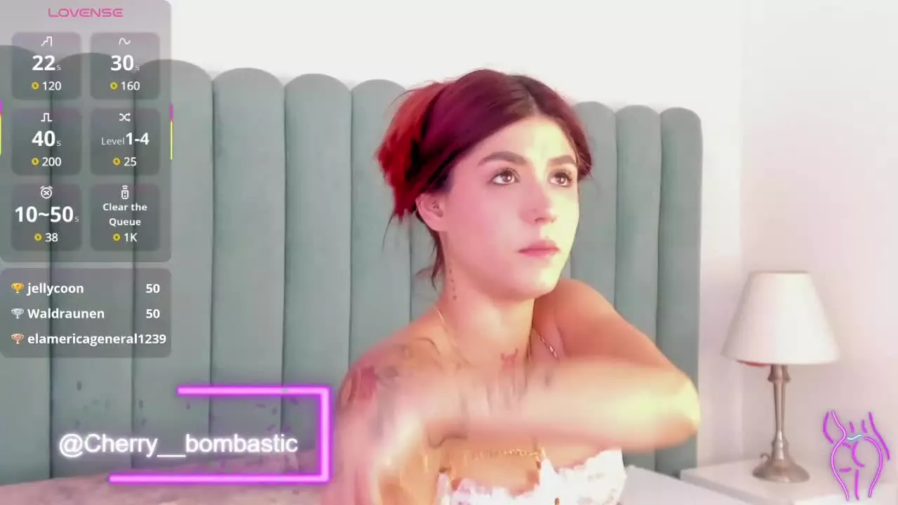 Anny_Cherry on Streamray 